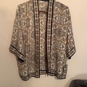 Women’s shirt sleeve open front tunic top from Max Studio